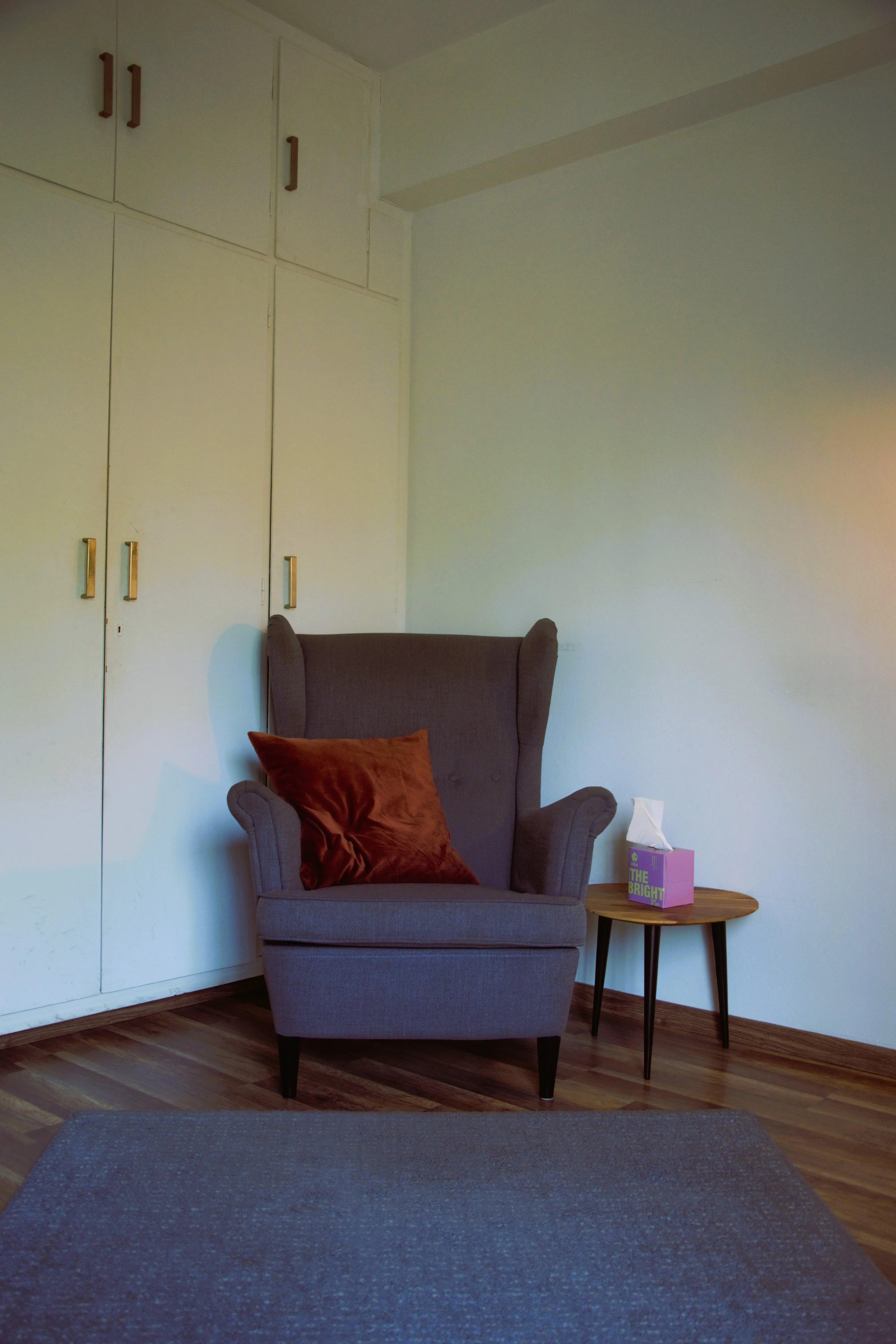 Writing desk inside the therapy practice
